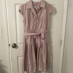 Beautiful embroidered dress. light pink color with belt.